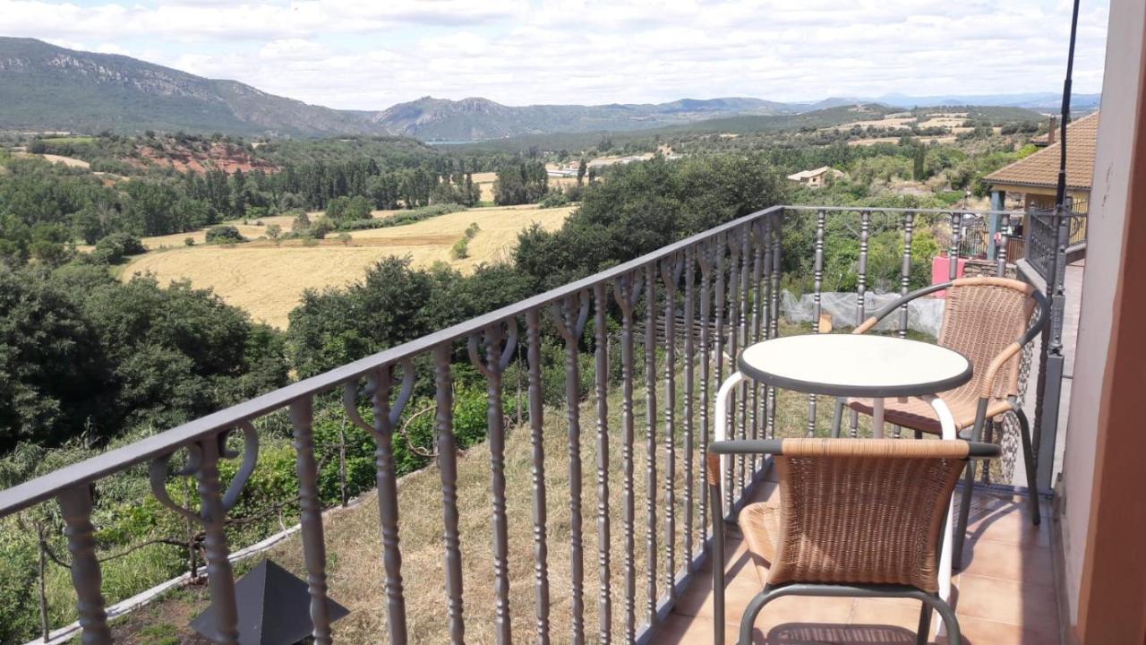 Casa Feliz Duplex Y Apartamento Rural Torres del Obispo Exterior foto