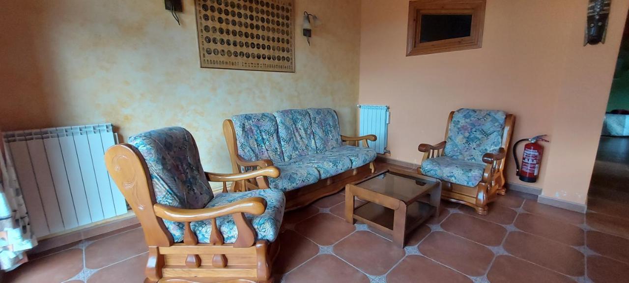 Casa Feliz Duplex Y Apartamento Rural Torres del Obispo Exterior foto